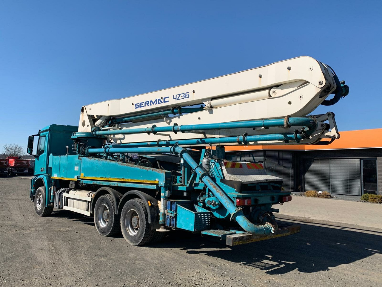 Mercedes-Benz AROCS 2636 6x4 Euro 6 Betonpumpe SERMAC 4Z36 - Betoonipump: pilt 3 Mercedes-Benz AROCS 2636 6x4 Euro 6 Betonpumpe SERMAC 4Z36 - Betoonipump: pilt 3