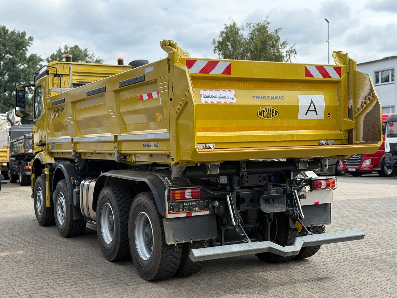 Mercedes-Benz AROCS 3248 8x4 Euro 6 Meiller Kipper Bordmatik - Kallurauto: pilt 5 Mercedes-Benz AROCS 3248 8x4 Euro 6 Meiller Kipper Bordmatik - Kallurauto: pilt 5