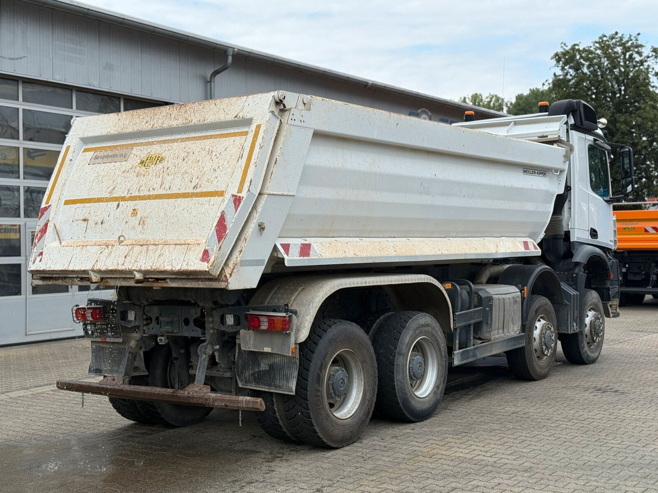 Mercedes-Benz AROCS 4145 8x8 Meiller Muldenkipper - Nöörtõstukiga veoauto: pilt 5 Mercedes-Benz AROCS 4145 8x8 Meiller Muldenkipper - Nöörtõstukiga veoauto: pilt 5