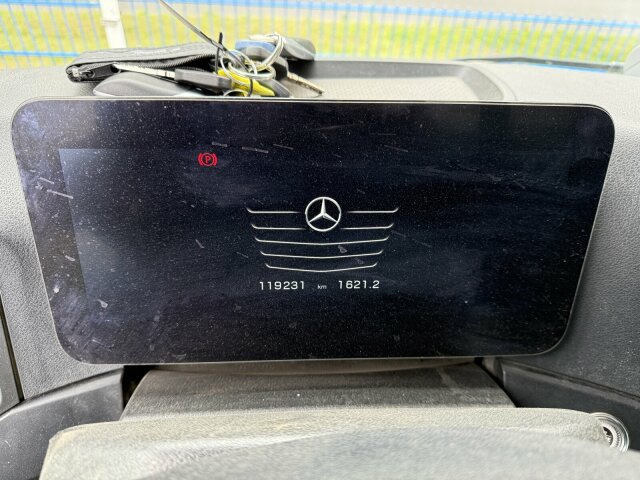 Mercedes-Benz AROCS 4145 8x8 Meiller Muldenkipper - Kallurauto: pilt 3 Mercedes-Benz AROCS 4145 8x8 Meiller Muldenkipper - Kallurauto: pilt 3