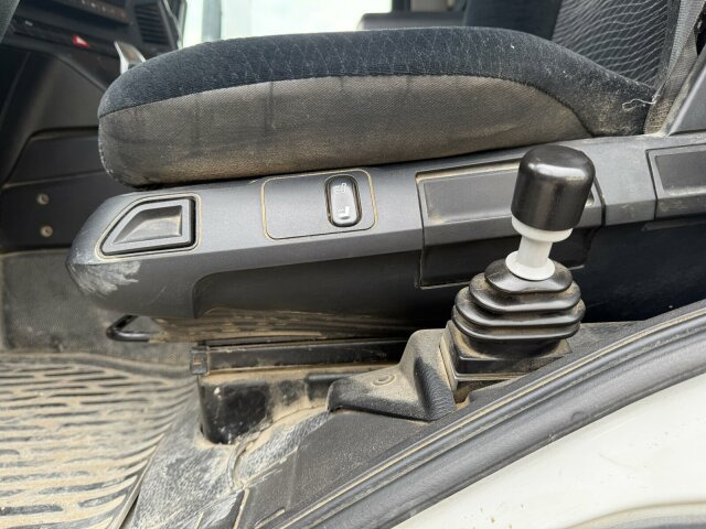 Mercedes-Benz AROCS 4145 8x8 Meiller Muldenkipper - Kallurauto: pilt 5 Mercedes-Benz AROCS 4145 8x8 Meiller Muldenkipper - Kallurauto: pilt 5