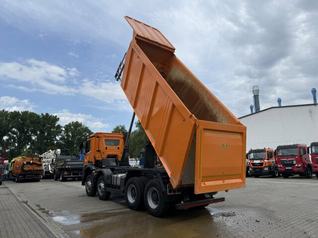Mercedes-Benz AROCS 4851 8x6 Euro 6 Gesteinkipper MEILLER 25m³ - Kallurauto: pilt 3 Mercedes-Benz AROCS 4851 8x6 Euro 6 Gesteinkipper MEILLER 25m³ - Kallurauto: pilt 3