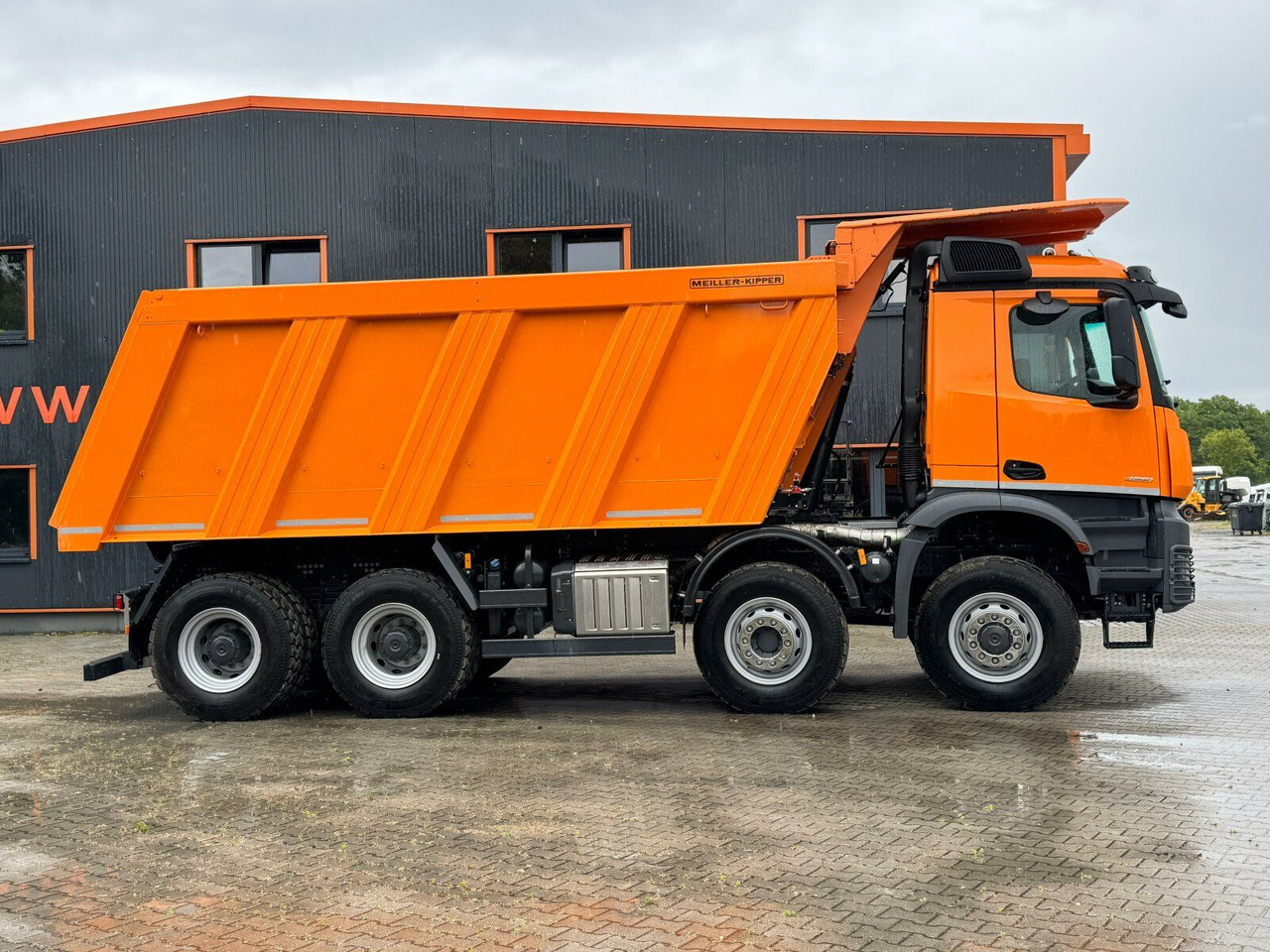 Mercedes-Benz AROCS 4851 8x6 Euro 6 Gesteinkipper MEILLER - Kallurauto: pilt 4 Mercedes-Benz AROCS 4851 8x6 Euro 6 Gesteinkipper MEILLER - Kallurauto: pilt 4