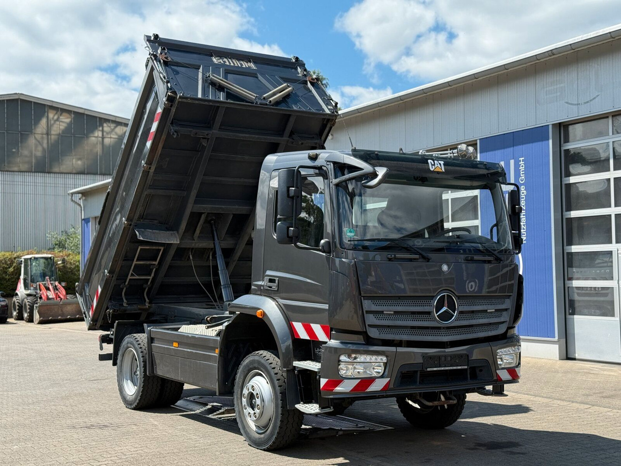 Mercedes-Benz ATEGO 1530 4x4 Euro 6 Meiller Kipper - Kallurauto: pilt 2 Mercedes-Benz ATEGO 1530 4x4 Euro 6 Meiller Kipper - Kallurauto: pilt 2