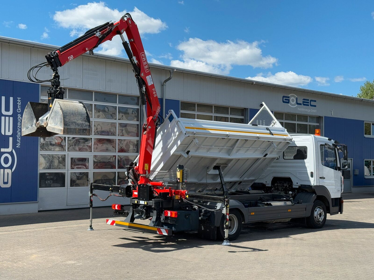 Tarbesõiduk kallur Mercedes-Benz ATEGO 818 4x2 Euro 6 Kipper Kran FASSI F65B.0.22: pilt 6