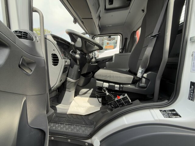 Mercedes-Benz ATEGO 818 4x2 Euro 6 Kipper Kran FASSI F65B.0.22 - Tarbesõiduk kallur: pilt 5 Mercedes-Benz ATEGO 818 4x2 Euro 6 Kipper Kran FASSI F65B.0.22 - Tarbesõiduk kallur: pilt 5