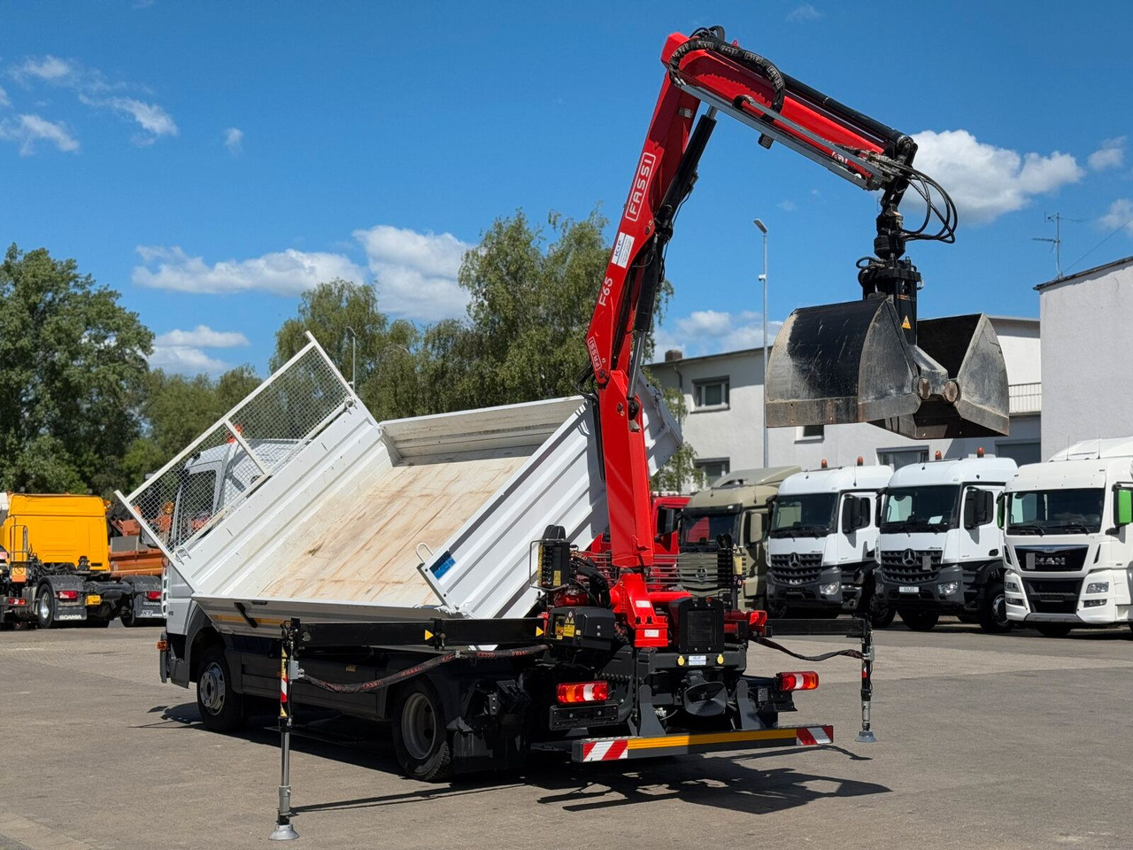 Tarbesõiduk kallur Mercedes-Benz ATEGO 818 4x2 Euro 6 Kipper Kran FASSI F65B.0.22: pilt 10