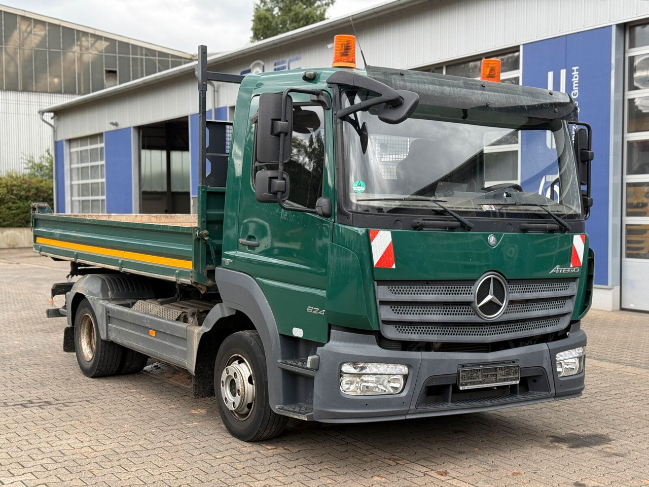 Mercedes-Benz ATEGO 824 4x2 BB Dreiseitenkipper MEILLER - Tarbesõiduk kallur: pilt 1 Mercedes-Benz ATEGO 824 4x2 BB Dreiseitenkipper MEILLER - Tarbesõiduk kallur: pilt 1