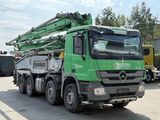 Mercedes-Benz Actros 3241 8x4 Betonpumpe Liebherr 36Z4 - Betoonipump: pilt 1 Mercedes-Benz Actros 3241 8x4 Betonpumpe Liebherr 36Z4 - Betoonipump: pilt 1
