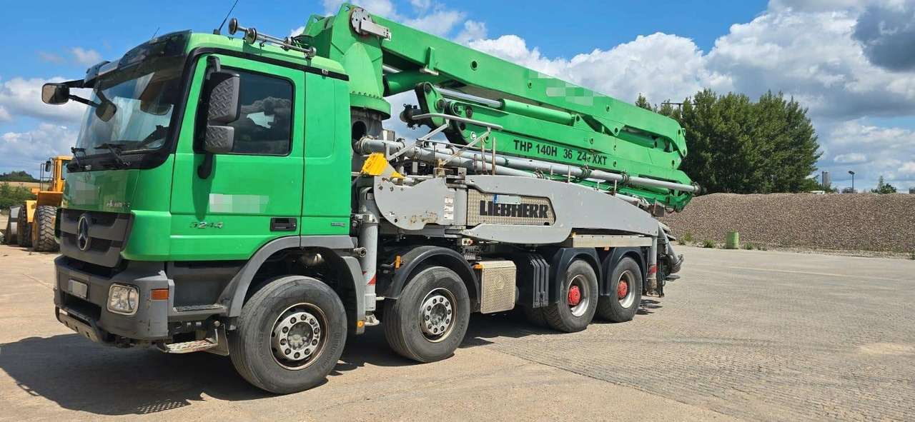 Mercedes-Benz Actros 3241 8x4 Betonpumpe Liebherr 36Z4 - Betoonipump: pilt 1 Mercedes-Benz Actros 3241 8x4 Betonpumpe Liebherr 36Z4 - Betoonipump: pilt 1