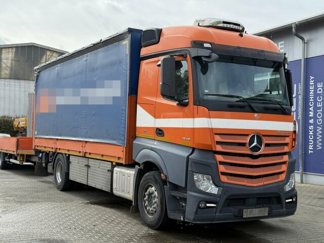 Mercedes-Benz Actros 4x2 Pritsche Plane Laderampe + Anhänger - Tent veoauto: pilt 1 Mercedes-Benz Actros 4x2 Pritsche Plane Laderampe + Anhänger - Tent veoauto: pilt 1