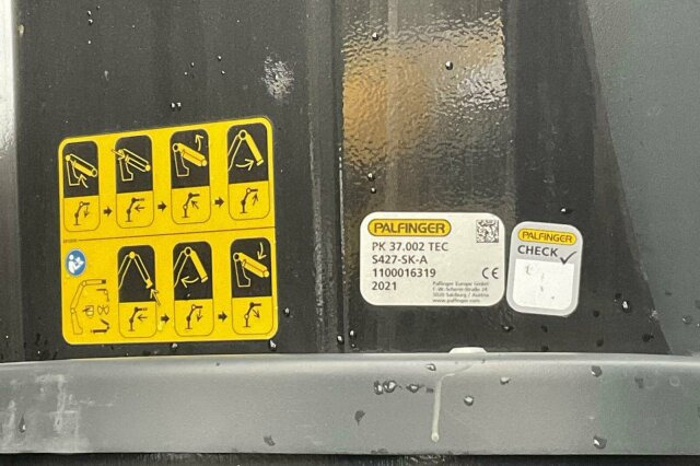 Mercedes-Benz Arocs 3253 8x4 Abrollkipper Kran Palfinger 37002 - Konkstõstukiga veoauto, Kraanaga veoauto: pilt 4 Mercedes-Benz Arocs 3253 8x4 Abrollkipper Kran Palfinger 37002 - Konkstõstukiga veoauto, Kraanaga veoauto: pilt 4