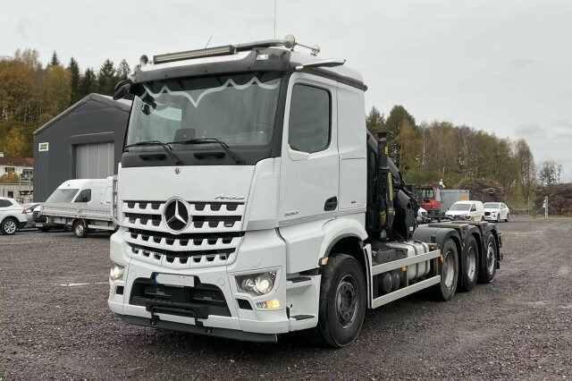 Mercedes-Benz Arocs 3253 8x4 Abrollkipper Kran Palfinger 37002 - Konkstõstukiga veoauto, Kraanaga veoauto: pilt 1 Mercedes-Benz Arocs 3253 8x4 Abrollkipper Kran Palfinger 37002 - Konkstõstukiga veoauto, Kraanaga veoauto: pilt 1