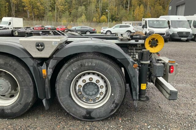 Mercedes-Benz Arocs 3253 8x4 Abrollkipper Kran Palfinger 37002 - Konkstõstukiga veoauto, Kraanaga veoauto: pilt 5 Mercedes-Benz Arocs 3253 8x4 Abrollkipper Kran Palfinger 37002 - Konkstõstukiga veoauto, Kraanaga veoauto: pilt 5