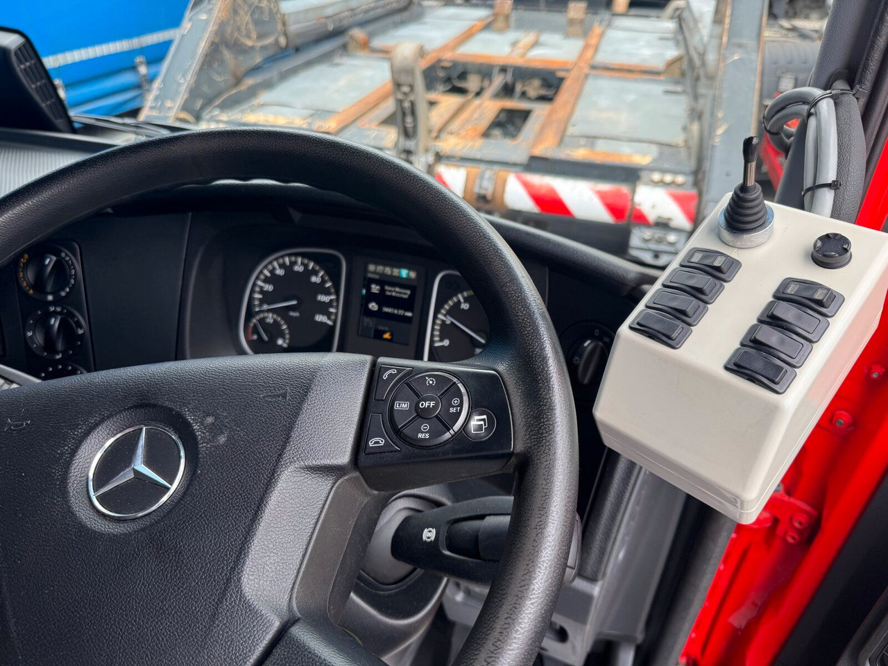 Mercedes-Benz Atego 1324 4x2 Kehrmaschine BROCK HD Anlage liising Mercedes-Benz Atego 1324 4x2 Kehrmaschine BROCK HD Anlage: pilt 11