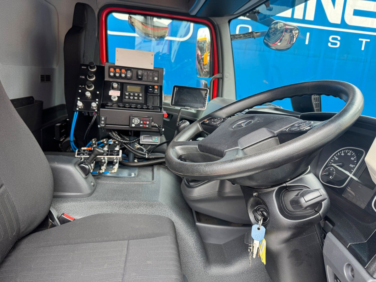 Mercedes-Benz Atego 1324 4x2 Kehrmaschine BROCK HD Anlage liising Mercedes-Benz Atego 1324 4x2 Kehrmaschine BROCK HD Anlage: pilt 10