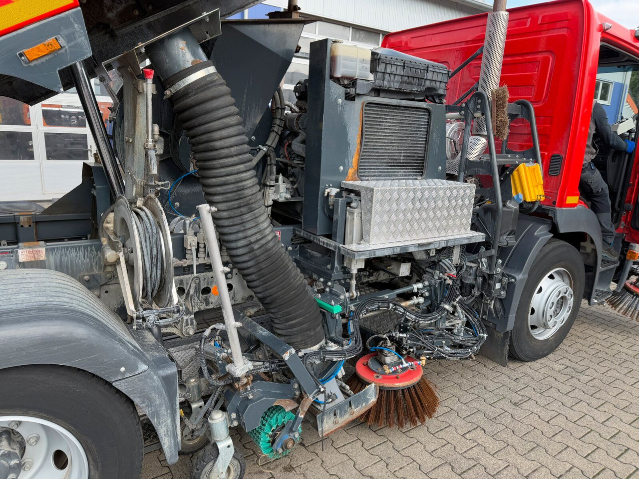 Mercedes-Benz Atego 1324 4x2 Kehrmaschine BROCK HD Anlage liising Mercedes-Benz Atego 1324 4x2 Kehrmaschine BROCK HD Anlage: pilt 27