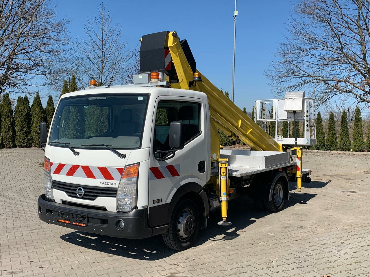 Nissan Cabstar 4x2 Ruthmann Steiger TB 270 - Veoautolt tõusev platvorm: pilt 2 Nissan Cabstar 4x2 Ruthmann Steiger TB 270 - Veoautolt tõusev platvorm: pilt 2