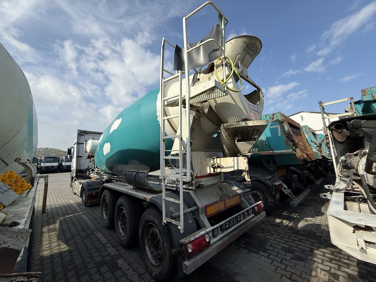 Betonmischer-Auflieger Euromix 12 m³ mit Motor - Poolhaagis: pilt 2 Betonmischer-Auflieger Euromix 12 m³ mit Motor - Poolhaagis: pilt 2
