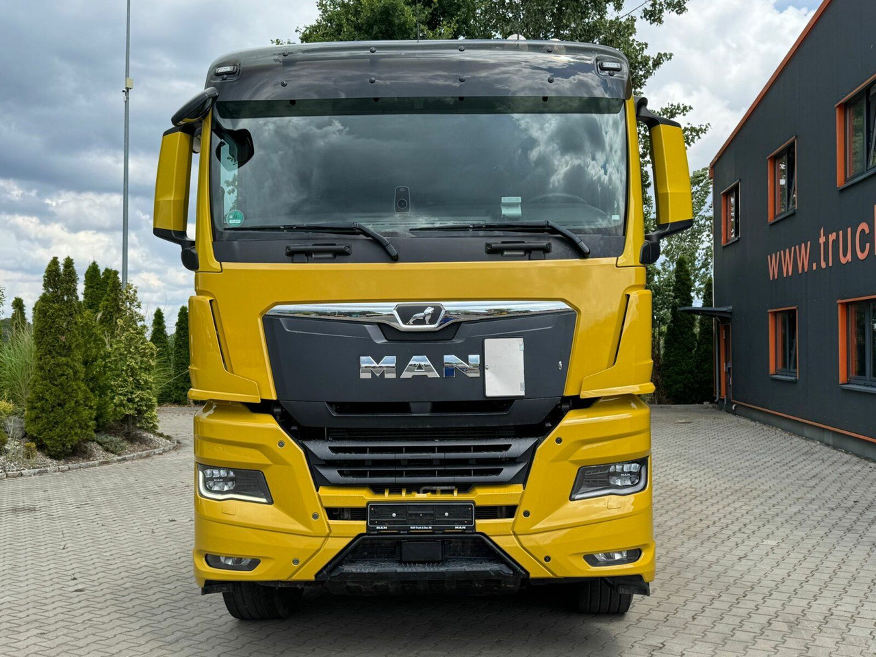 MAN TGX 18.470 4x4H SZM - Kipphyd. Euro 6 *Kippaufl. - Sadulveok: pilt 3 MAN TGX 18.470 4x4H SZM - Kipphyd. Euro 6 *Kippaufl. - Sadulveok: pilt 3