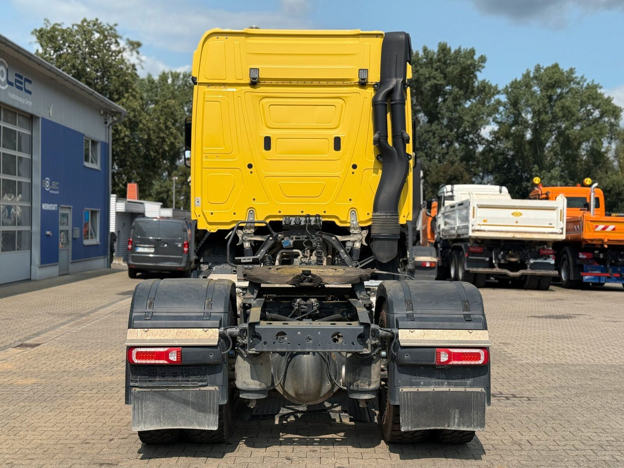 Mercedes-Benz ACTROS 1846 4x4 HAD Eur 6 Kipphydraulik Retarder - Sadulveok: pilt 4 Mercedes-Benz ACTROS 1846 4x4 HAD Eur 6 Kipphydraulik Retarder - Sadulveok: pilt 4