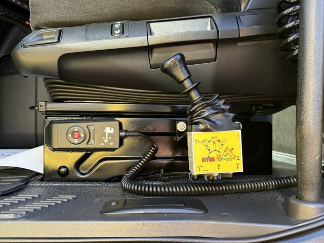 Mercedes-Benz ACTROS 1846 4x4 HAD Eur 6 Kipphydraulik Retarder - Sadulveok: pilt 5 Mercedes-Benz ACTROS 1846 4x4 HAD Eur 6 Kipphydraulik Retarder - Sadulveok: pilt 5