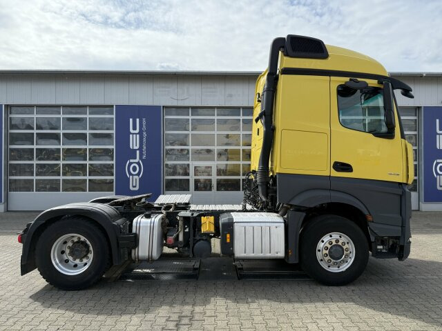Sadulveok Mercedes-Benz ACTROS 1846 4x4 HAD Eur 6 Kipphydraulik Retarder: pilt 9 Sadulveok Mercedes-Benz ACTROS 1846 4x4 HAD Eur 6 Kipphydraulik Retarder: pilt 9