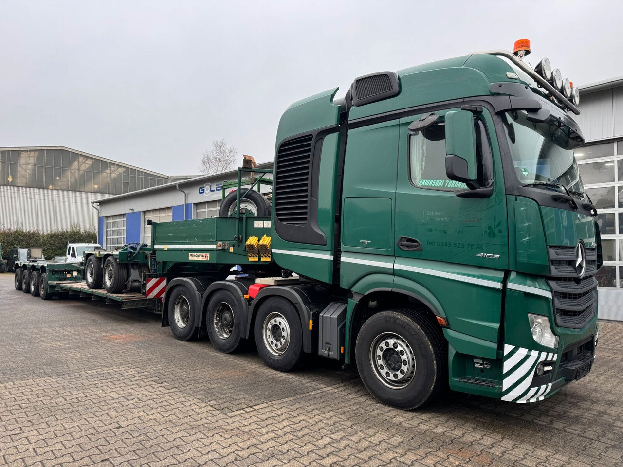 Mercedes-Benz ACTROS 4163 8x4 Schwerlast +Tieflader 4+2 *83 T - Sadulveok: pilt 1 Mercedes-Benz ACTROS 4163 8x4 Schwerlast +Tieflader 4+2 *83 T - Sadulveok: pilt 1