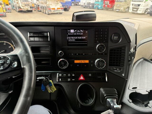 Mercedes-Benz Actros 1845 SZM 4x2 Retarder Kipphydraulik - Sadulveok: pilt 4 Mercedes-Benz Actros 1845 SZM 4x2 Retarder Kipphydraulik - Sadulveok: pilt 4