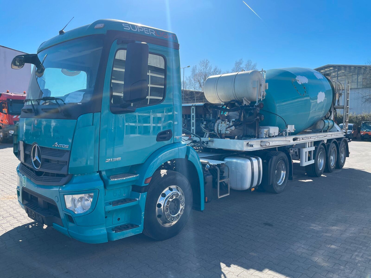 Mercedes-Benz Antos 2136 4x2 SZM Retarder Kipphyd. *Betonaufl. - Sadulveok: pilt 5 Mercedes-Benz Antos 2136 4x2 SZM Retarder Kipphyd. *Betonaufl. - Sadulveok: pilt 5