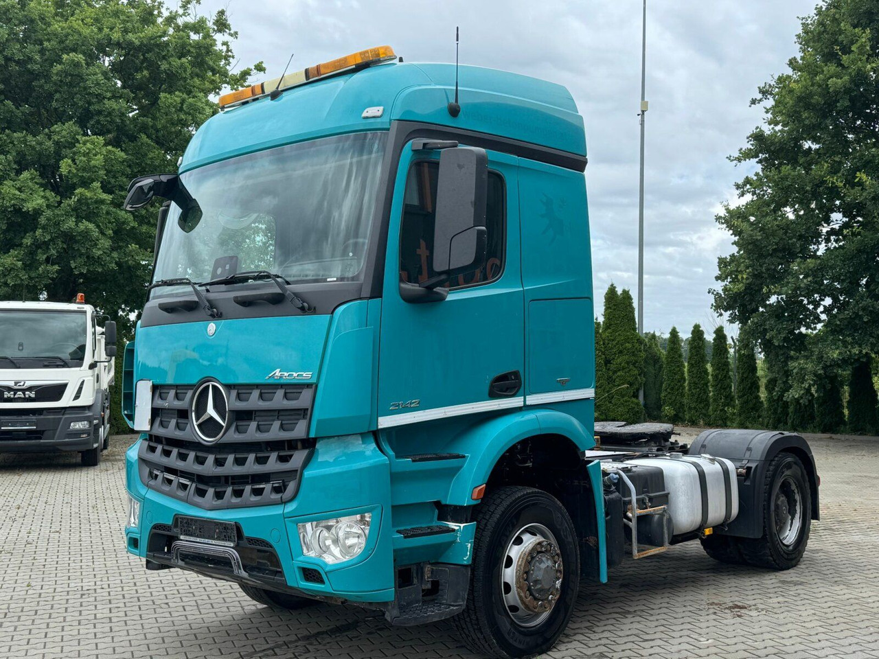Mercedes-Benz Arocs 2142 4x4H SZM Euro 6 Kipphydraulik - Sadulveok: pilt 2 Mercedes-Benz Arocs 2142 4x4H SZM Euro 6 Kipphydraulik - Sadulveok: pilt 2