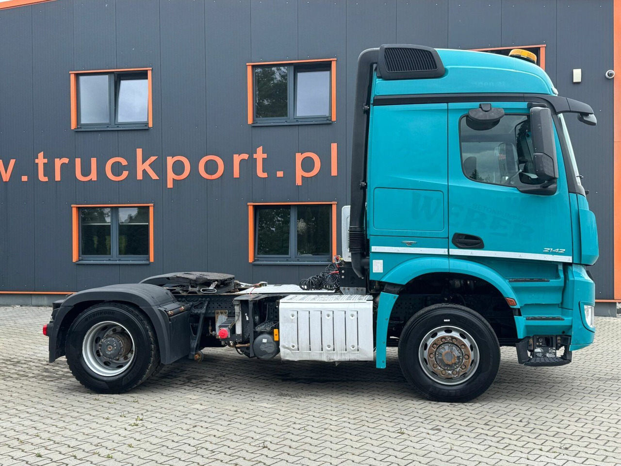 Mercedes-Benz Arocs 2142 4x4H SZM Euro 6 Kipphydraulik - Sadulveok: pilt 4 Mercedes-Benz Arocs 2142 4x4H SZM Euro 6 Kipphydraulik - Sadulveok: pilt 4