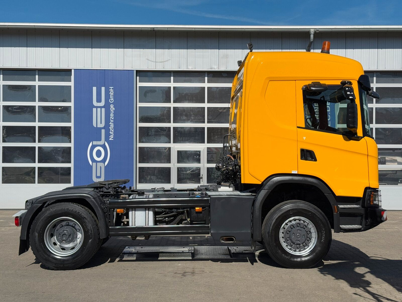 Scania G450 XT 4x4 Euro 6 SZM Kipphydraulik Blatt/ Luft - Sadulveok: pilt 2 Scania G450 XT 4x4 Euro 6 SZM Kipphydraulik Blatt/ Luft - Sadulveok: pilt 2