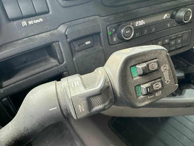 Scania R460 4x2 SZM Kipphydraulik Blatt/ Luft - Sadulveok: pilt 5 Scania R460 4x2 SZM Kipphydraulik Blatt/ Luft - Sadulveok: pilt 5