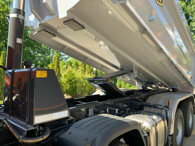 Scania P 420 8x4 Kipper Meiller 18,5m3 Euro 6 - Kallurauto: pilt 4 Scania P 420 8x4 Kipper Meiller 18,5m3 Euro 6 - Kallurauto: pilt 4