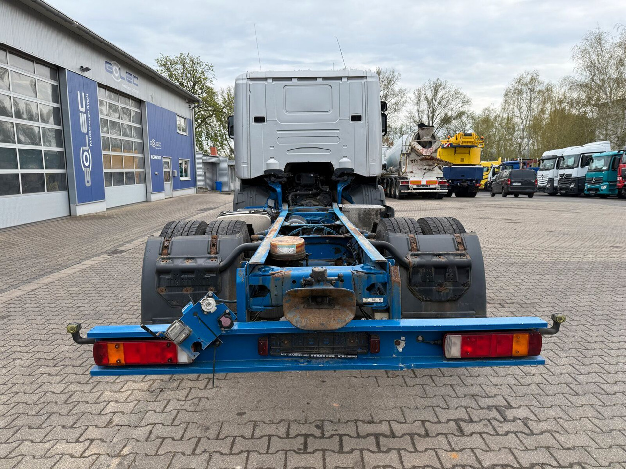 Scania R 420 Tankwagen ADR Fahrgestell Retarder Volluft - Tsisternauto: pilt 4 Scania R 420 Tankwagen ADR Fahrgestell Retarder Volluft - Tsisternauto: pilt 4