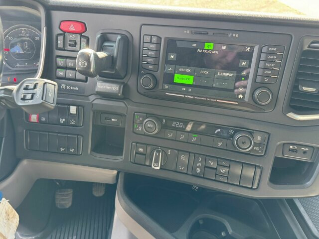 Scania R540 8x2/4 Pritsche mit Kran FASSI F365 - Kraanaga veoauto, Madelveok/ Platvormveok: pilt 4 Scania R540 8x2/4 Pritsche mit Kran FASSI F365 - Kraanaga veoauto, Madelveok/ Platvormveok: pilt 4