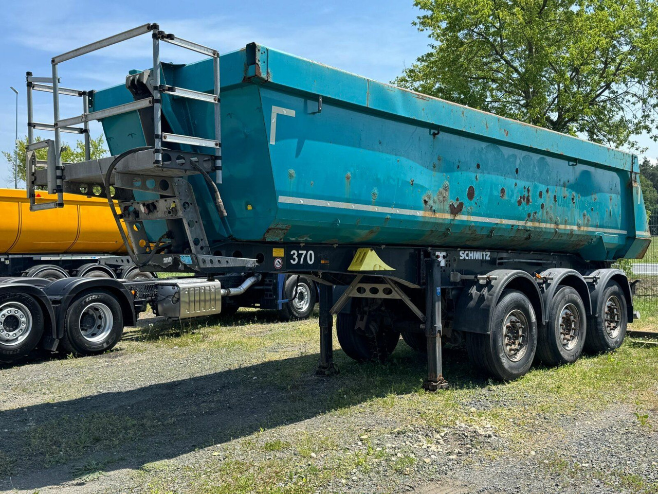 Schmitz Cargobull SKI 24 SL7.2 Kippauflieger 3 Achse - Kallur-poolhaagis: pilt 1 Schmitz Cargobull SKI 24 SL7.2 Kippauflieger 3 Achse - Kallur-poolhaagis: pilt 1