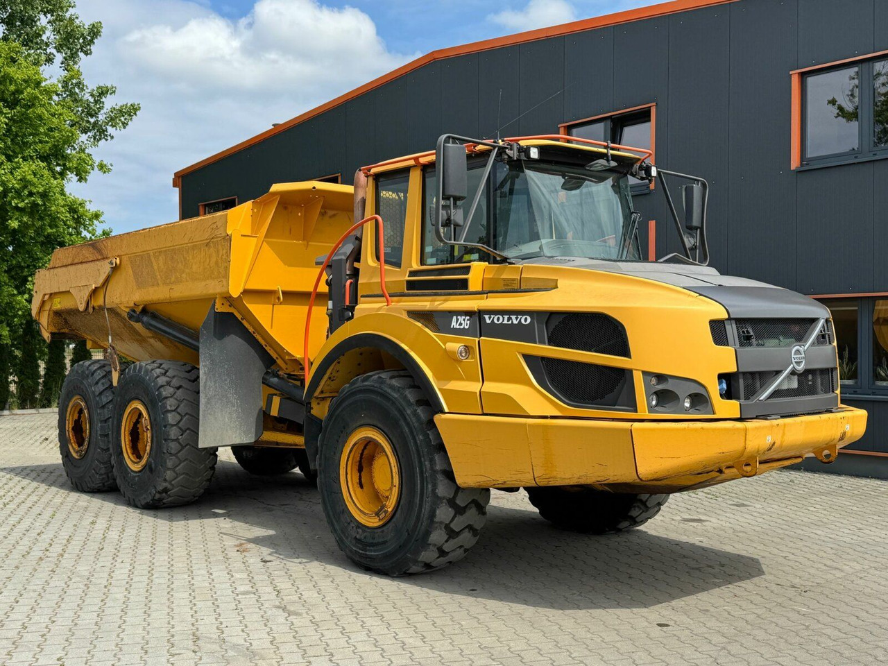 Volvo A25G Dumper 22,5 Ton 11.361 Stunden Volvo A25G Dumper 22,5 Ton 11.361 Stunden - Kallurauto: pilt 1 Volvo A25G Dumper 22,5 Ton 11.361 Stunden Volvo A25G Dumper 22,5 Ton 11.361 Stunden - Kallurauto: pilt 1