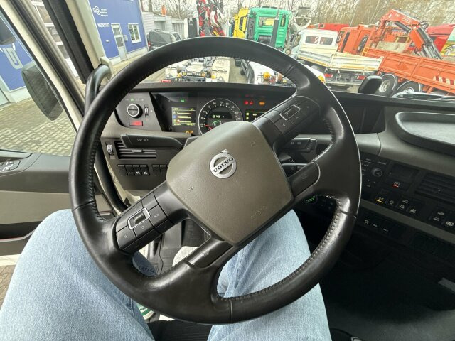 Volvo FH 510 8x4 Holztransporter Kran PENZ *Anhänger - Metsaveok, Kraanaga veoauto: pilt 2 Volvo FH 510 8x4 Holztransporter Kran PENZ *Anhänger - Metsaveok, Kraanaga veoauto: pilt 2