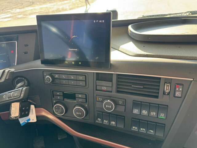 Volvo FH16 750 8X4 Holztransport Alukar TOP! - Metsaveok: pilt 2 Volvo FH16 750 8X4 Holztransport Alukar TOP! - Metsaveok: pilt 2