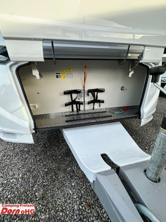 Knaus Azur 500 FU ehem. Messefahrzeug Knaus Azur 500 FU ehem. Messefahrzeug - Haagissuvila: pilt 3 Knaus Azur 500 FU ehem. Messefahrzeug Knaus Azur 500 FU ehem. Messefahrzeug - Haagissuvila: pilt 3