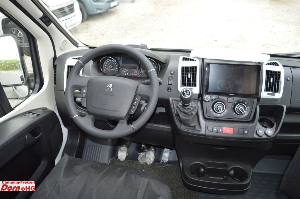 Uus Campervan Knaus BoxStar 600 Street 60 Years Aufstelldach Komfort Knaus BoxStar 600 Street 60 Years Aufstelldach Komfort: pilt 16