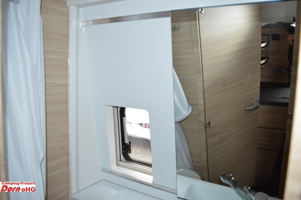 Uus Campervan Knaus BoxStar 600 Street 60 Years Aufstelldach Komfort Knaus BoxStar 600 Street 60 Years Aufstelldach Komfort: pilt 23
