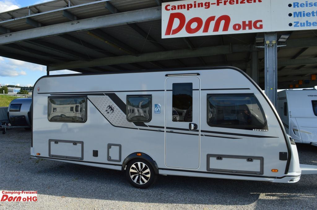 Knaus Südwind 540 UE 60 YEARS Elektrische Fußbodenerwä - Haagissuvila: pilt 1 Knaus Südwind 540 UE 60 YEARS Elektrische Fußbodenerwä - Haagissuvila: pilt 1