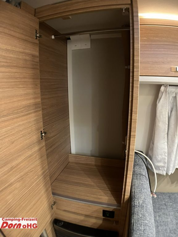 Haagissuvila Weinsberg CaraOne 500 FDK Viel Ausstattung: pilt 13