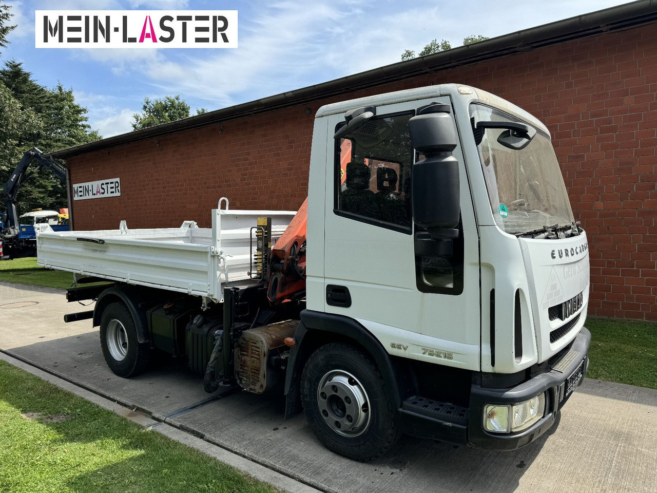 Iveco ML75E16 3 S-Kipper Kran PK 9,4m-550 kg Greifer - Tarbesõiduk kallur: pilt 4 Iveco ML75E16 3 S-Kipper Kran PK 9,4m-550 kg Greifer - Tarbesõiduk kallur: pilt 4