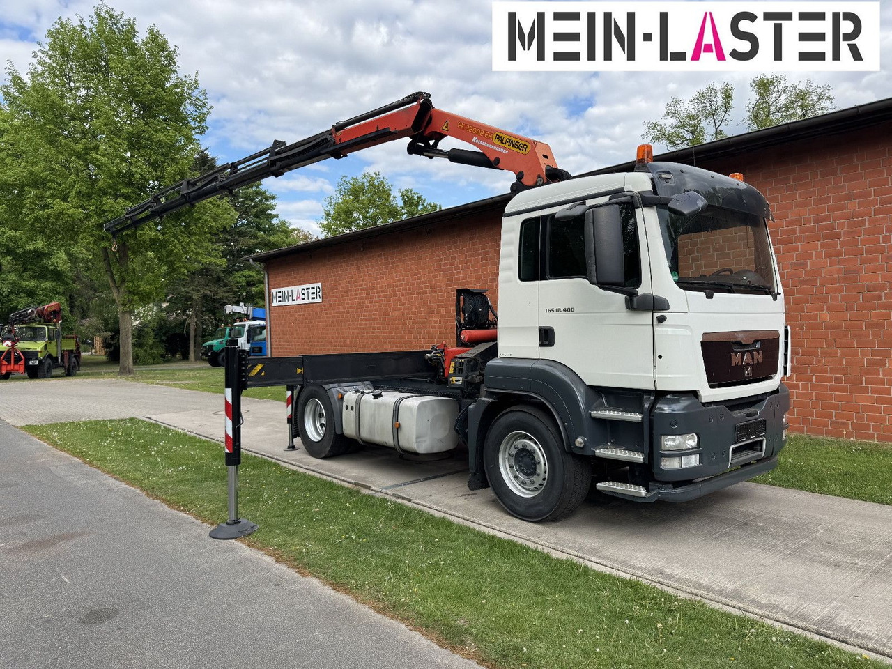 MAN TGS 18.400 PK 22002-E Kran 20 m- 5/6 Steuerk.-FB - Sadulveok: pilt 2 MAN TGS 18.400 PK 22002-E Kran 20 m- 5/6 Steuerk.-FB - Sadulveok: pilt 2