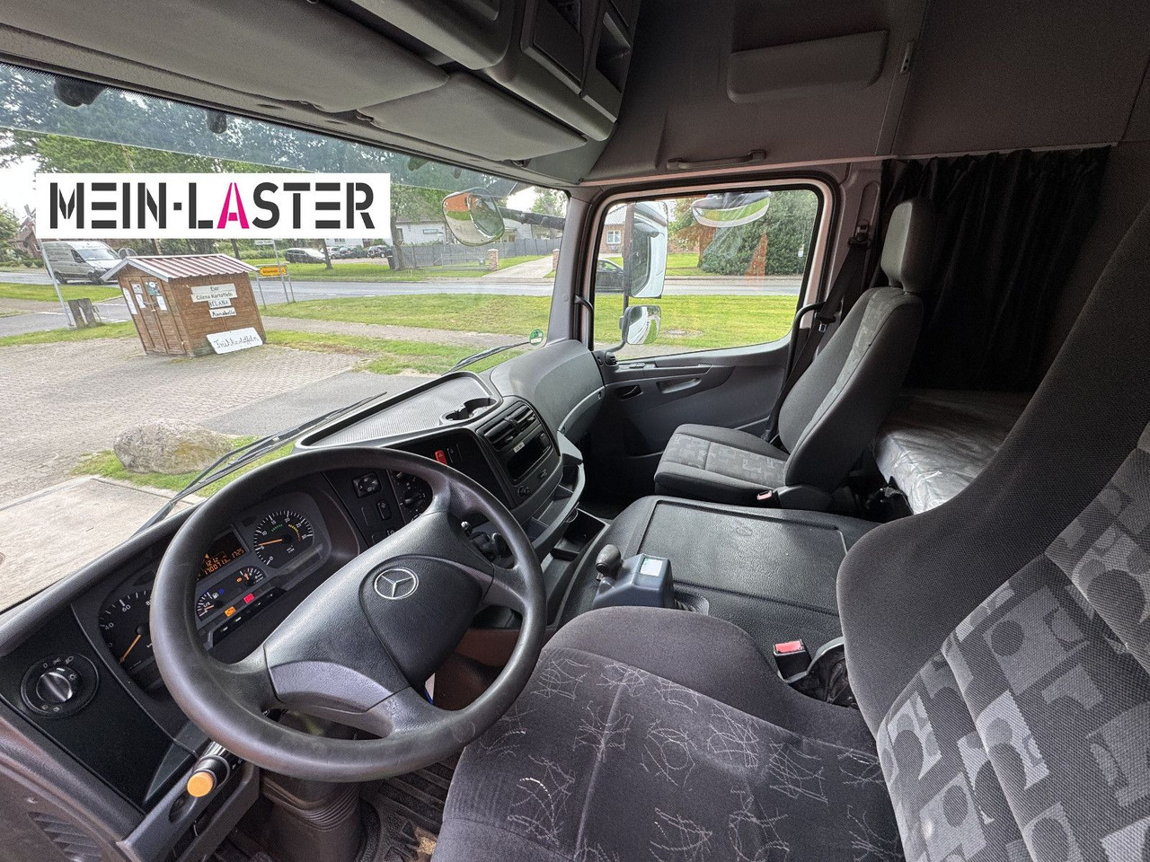 Mercedes-Benz Axor 1829 nur 170.070 km Bett Klima - Sadulveok: pilt 5 Mercedes-Benz Axor 1829 nur 170.070 km Bett Klima - Sadulveok: pilt 5