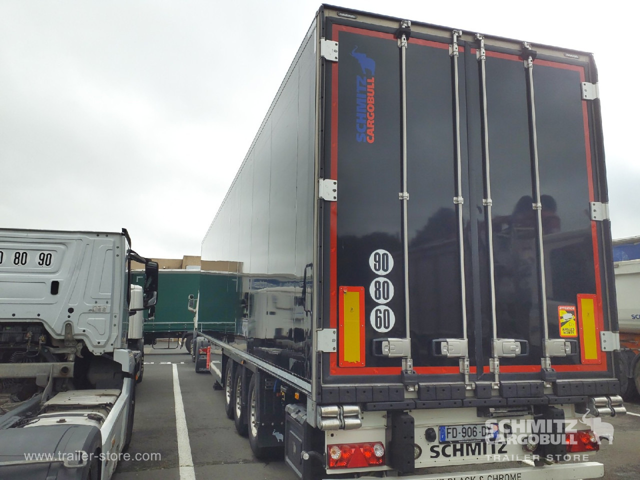 SCHMITZ Reefer Standard - Isotermiline poolhaagis: pilt 2 SCHMITZ Reefer Standard - Isotermiline poolhaagis: pilt 2